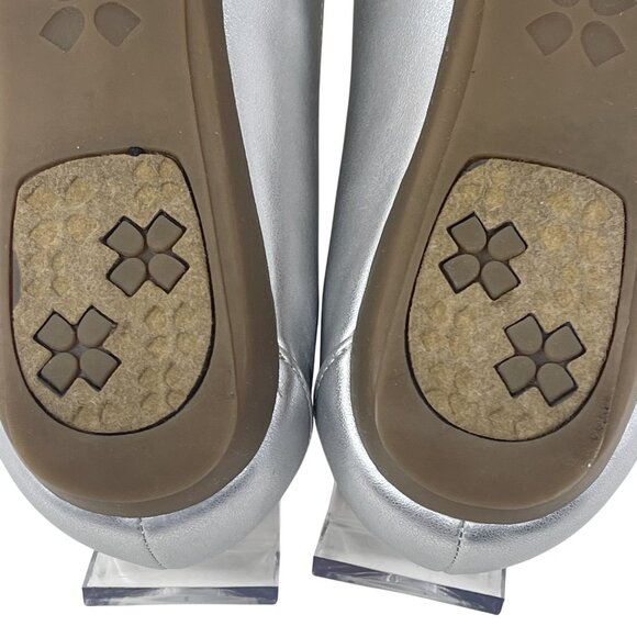 NWOB Naturalizer Vine Square Toe Ballet Flats, Silver, Size 9.5M - Picture 10 of 15